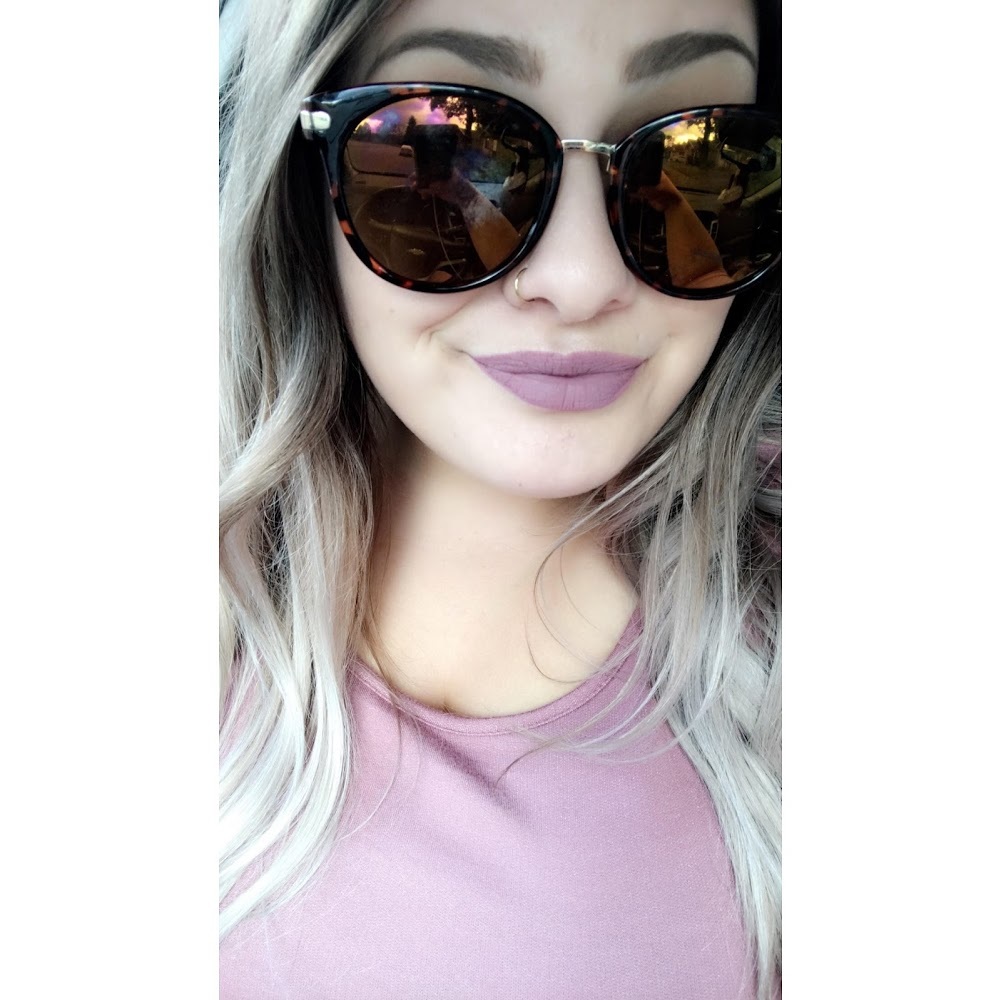 Meet your Posher, Bethany